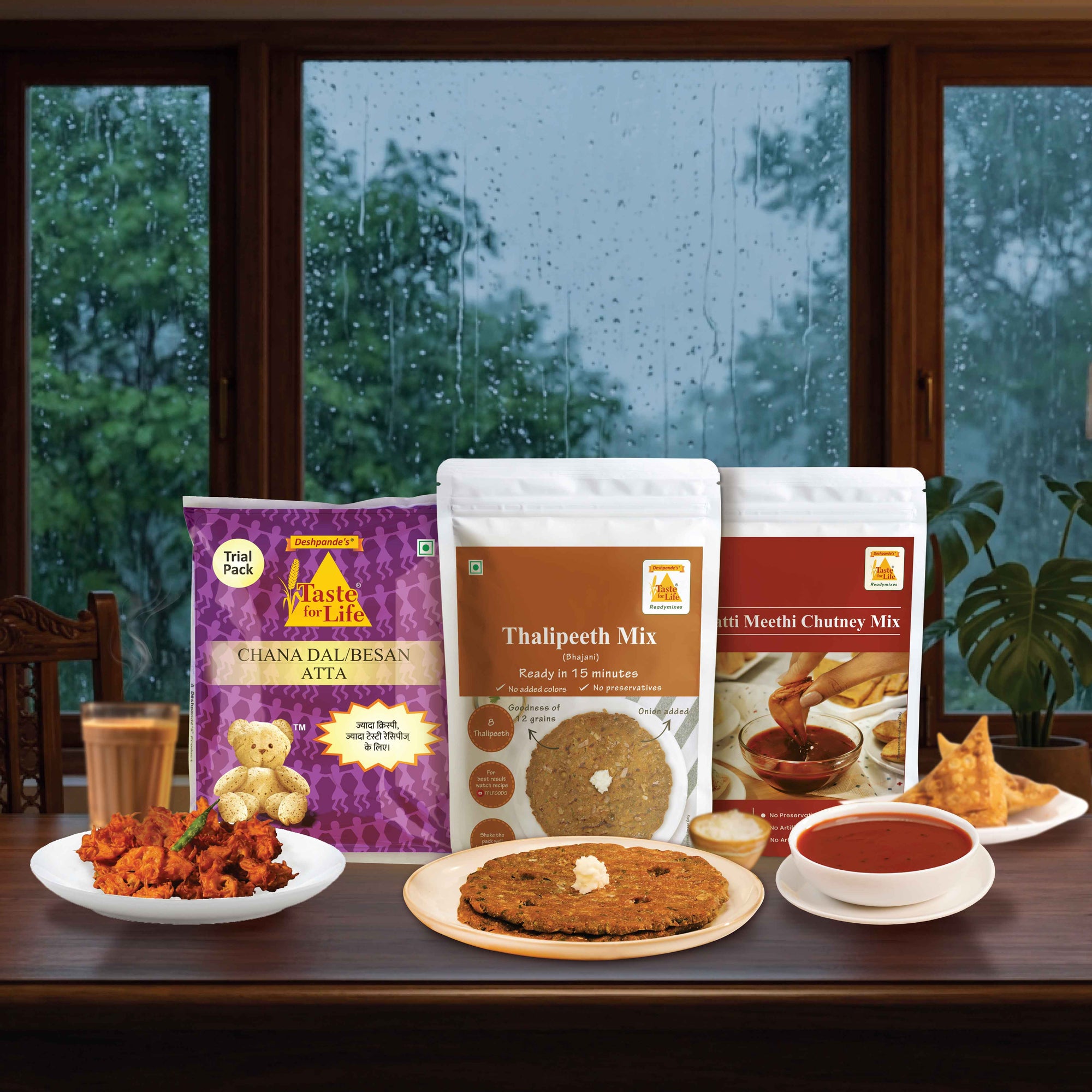 Monsoon Special Combo- Besan Atta, Thalipeeth Mix, Khatti Meethi Chutney Mix